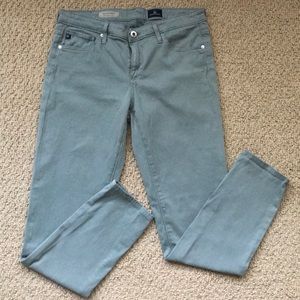 AG The Stevie Ankle Slim Straight Ankle pant